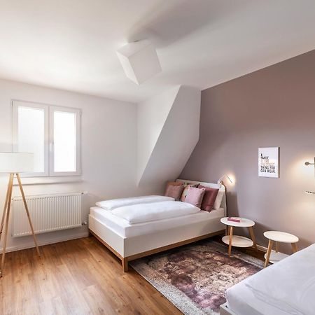 Primera Zimmer Mit Gemeinschaftsbad Σίνγκεν Εξωτερικό φωτογραφία