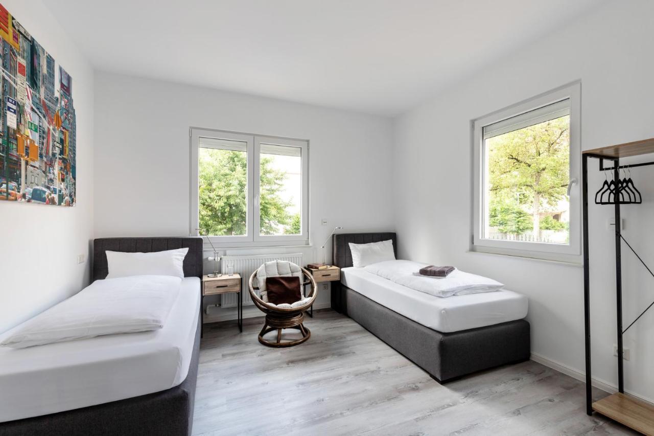 Primera Zimmer Mit Gemeinschaftsbad Σίνγκεν Εξωτερικό φωτογραφία