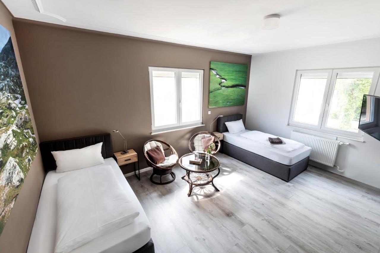 Primera Zimmer Mit Gemeinschaftsbad Σίνγκεν Εξωτερικό φωτογραφία