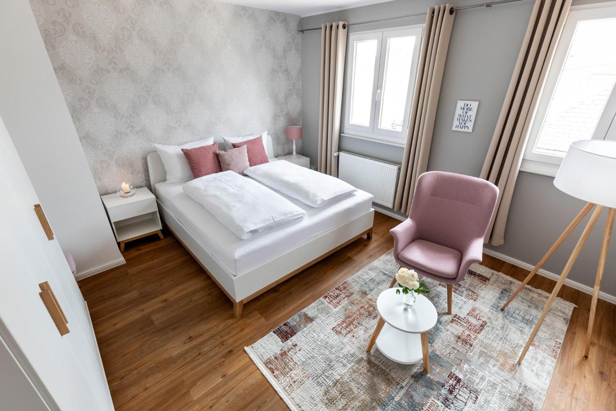 Primera Zimmer Mit Gemeinschaftsbad Σίνγκεν Εξωτερικό φωτογραφία