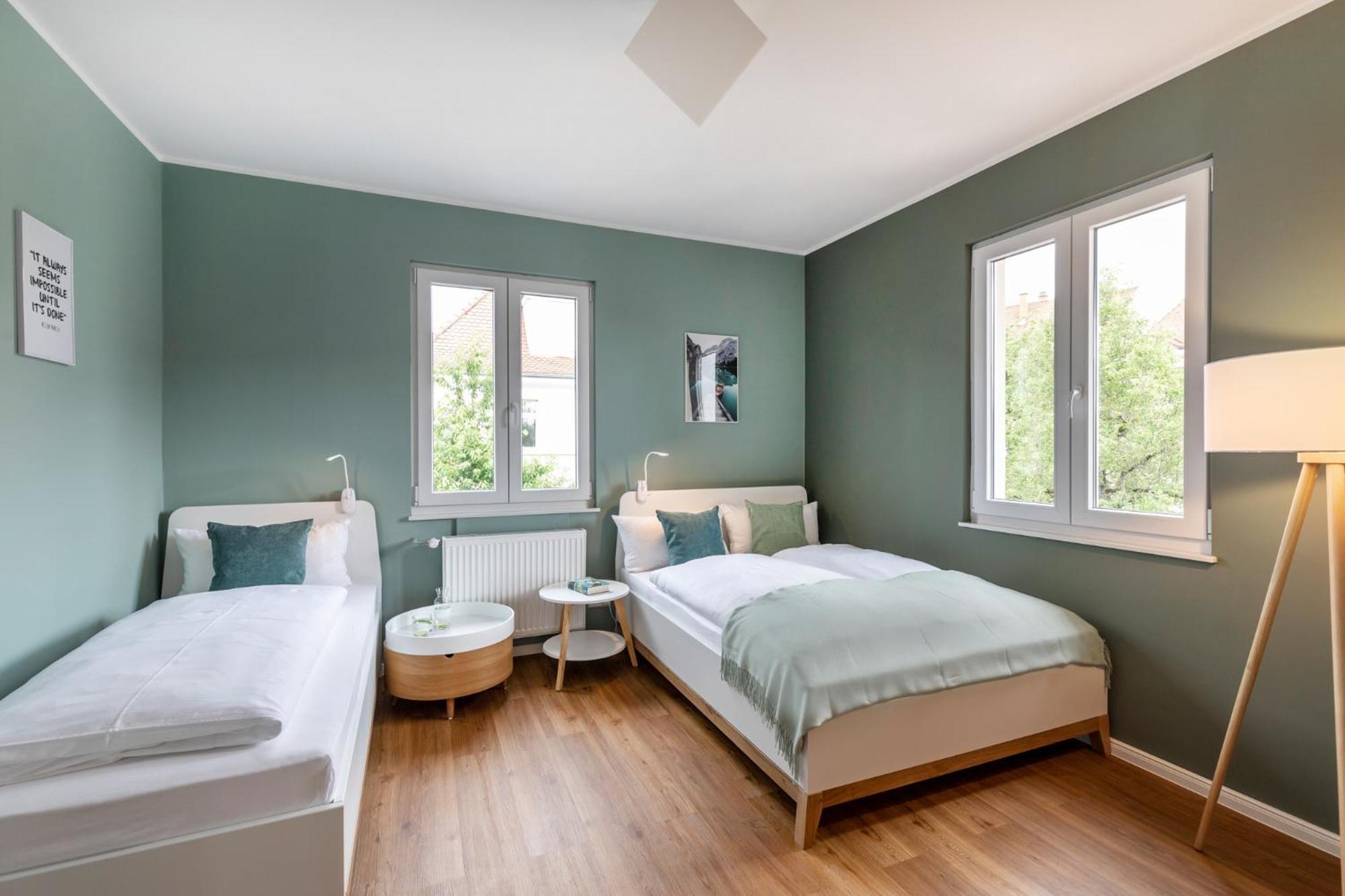 Primera Zimmer Mit Gemeinschaftsbad Σίνγκεν Εξωτερικό φωτογραφία